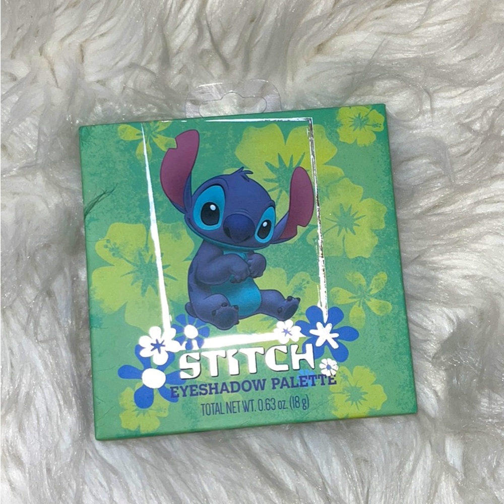 Stitch Eyeshadow Palette.